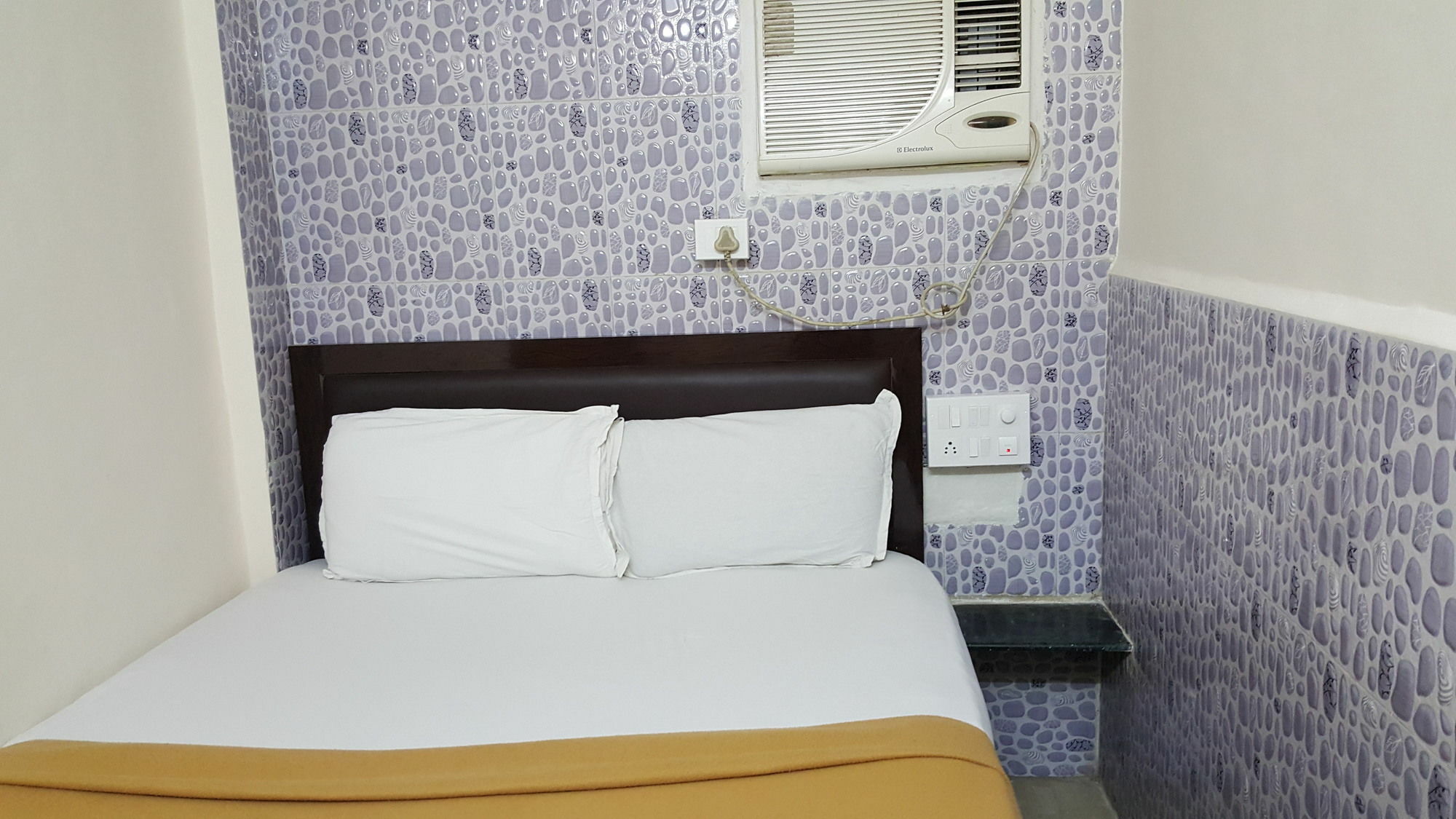 Hotel Al Mehraj Мумбаи Экстерьер фото